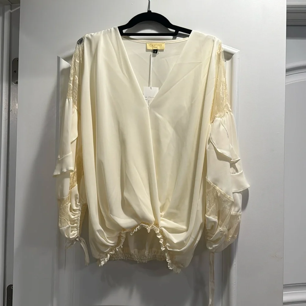 Casting blouse - Picture 1 of 6